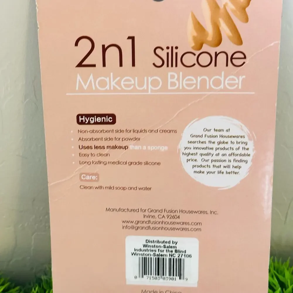 2 n 1 Silicone Makeup Blender